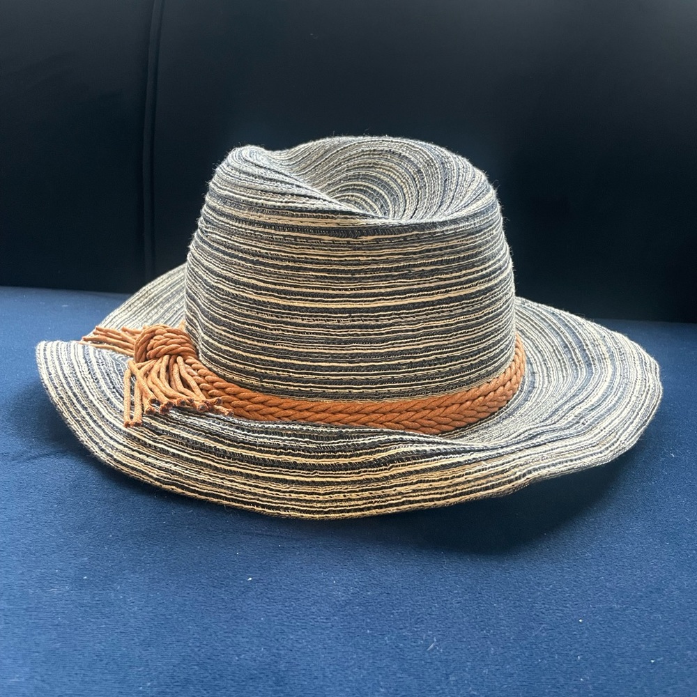 D&Y Hat